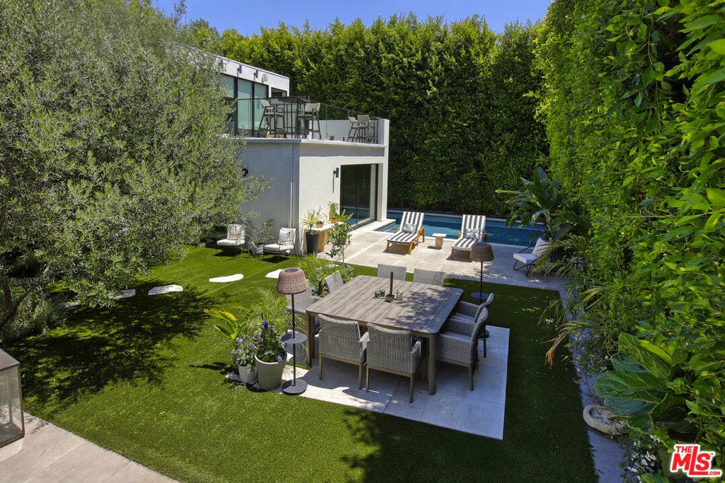 810 N Orlando Avenue, Los Angeles, CA 90069
