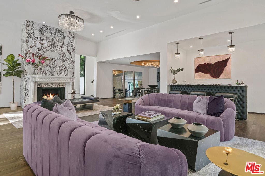 810 N Orlando Avenue, Los Angeles, CA 90069