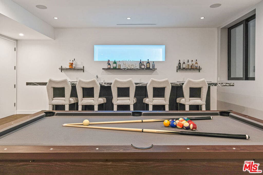 810 N Orlando Avenue, Los Angeles, CA 90069