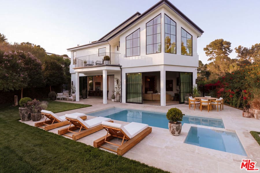 Property photo for 1122 La Altura Road, Beverly Hills, CA