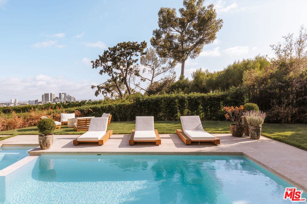 1122 La Altura Road, Beverly Hills, CA 90210 1122 La Altura Road, Beverly Hills, CA 90210