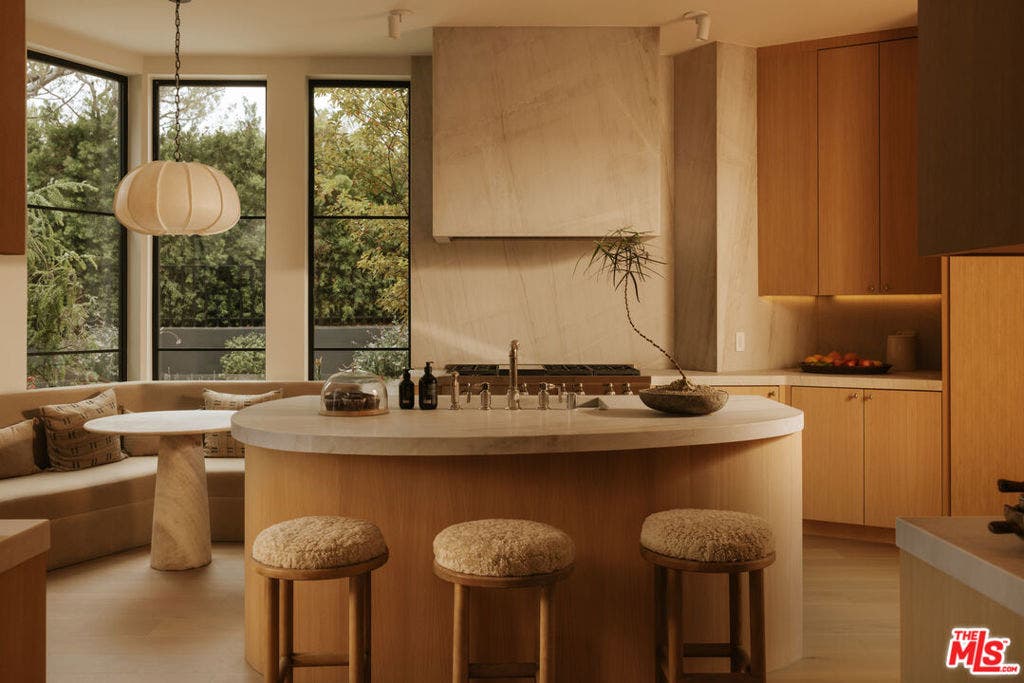 1122 La Altura Road, Beverly Hills, CA 90210 1122 La Altura Road, Beverly Hills, CA 90210