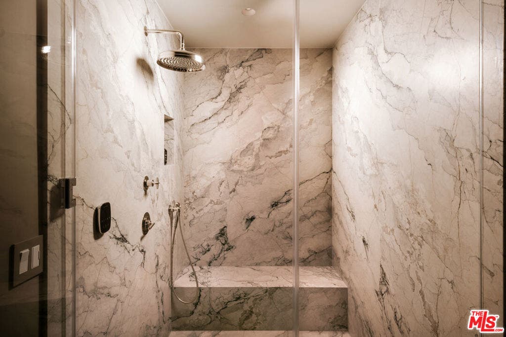 1122 La Altura Road, Beverly Hills, CA 90210 1122 La Altura Road, Beverly Hills, CA 90210