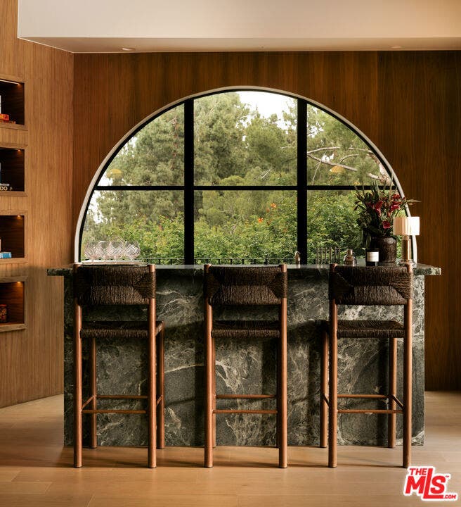 1122 La Altura Road, Beverly Hills, CA 90210 1122 La Altura Road, Beverly Hills, CA 90210