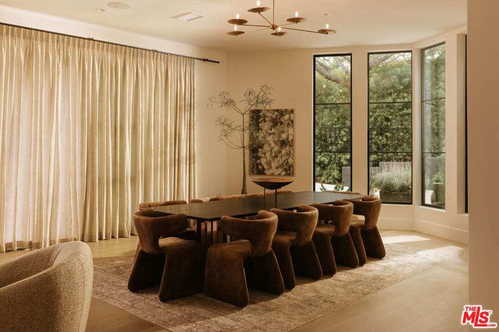 1122 La Altura Road, Beverly Hills, CA 90210 1122 La Altura Road, Beverly Hills, CA 90210