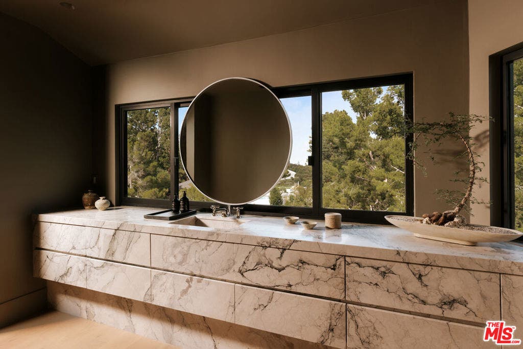 1122 La Altura Road, Beverly Hills, CA 90210 1122 La Altura Road, Beverly Hills, CA 90210