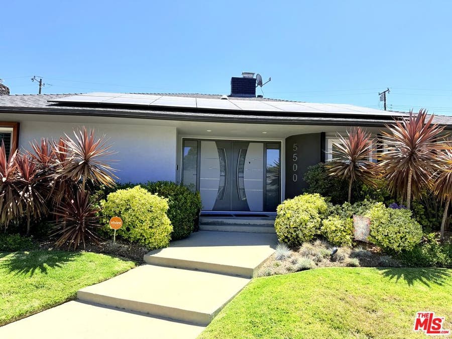Property photo for 5500 Shenandoah Avenue, Los Angeles, CA