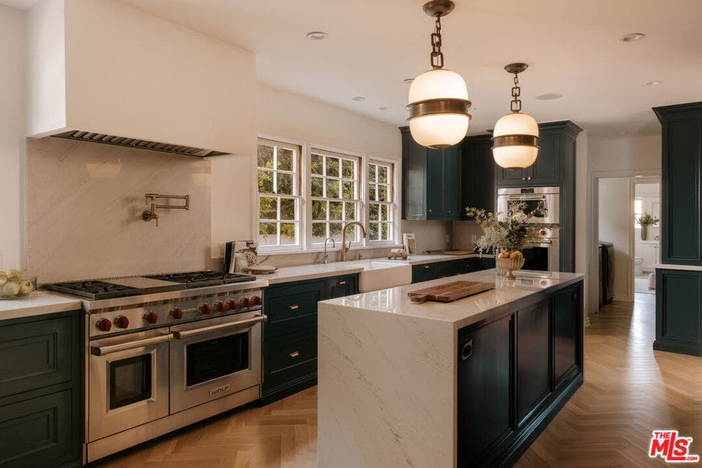 628 N Sierra Drive, Beverly Hills, CA 90210