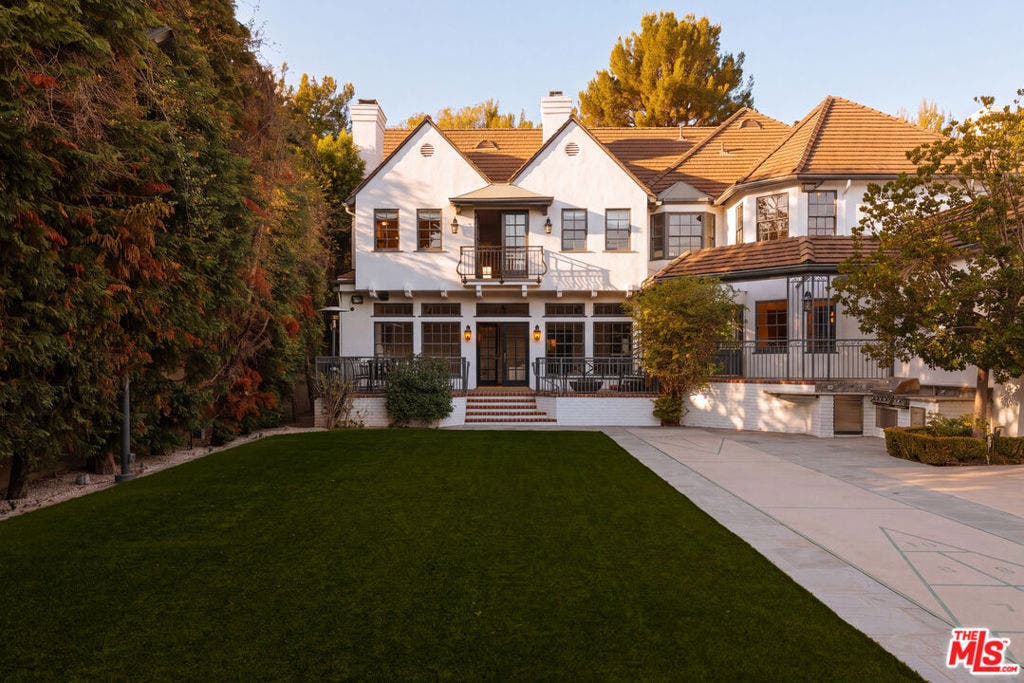 628 N Sierra Drive, Beverly Hills, CA 90210