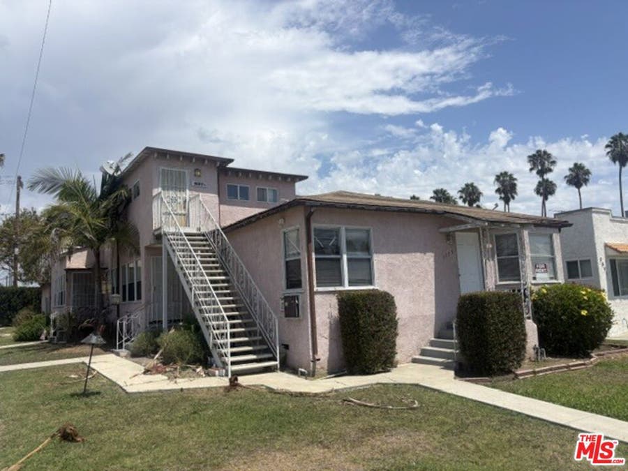 Property photo for 3873 W 54th Street, Los Angeles, CA