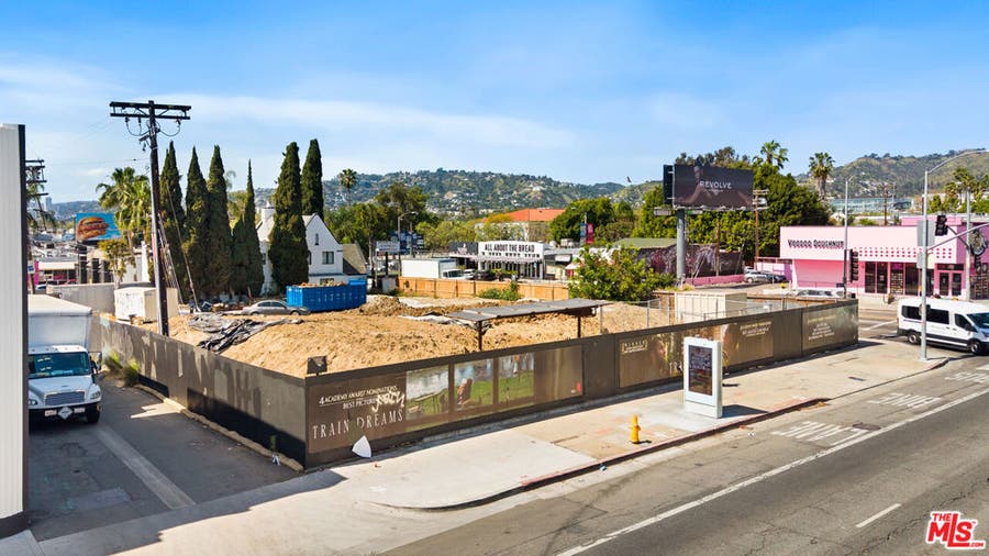 Property photo for 7100 Melrose Avenue, Los Angeles, CA