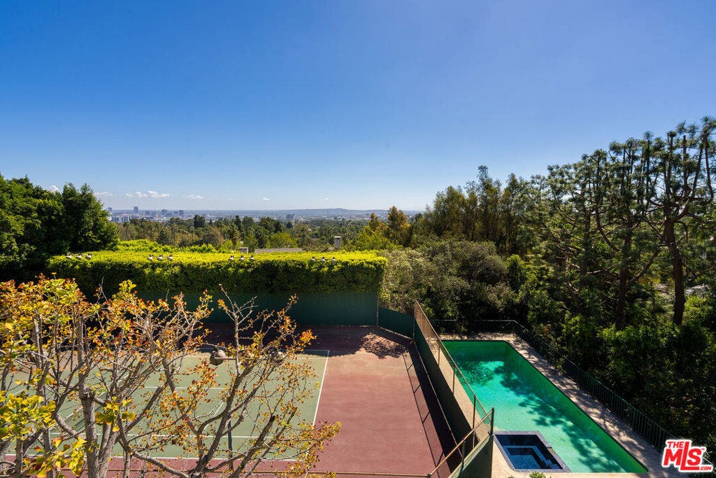 1000 N Alpine Drive, Beverly Hills, CA 90210