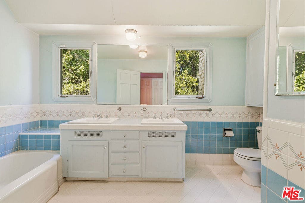 1000 N Alpine Drive, Beverly Hills, CA 90210