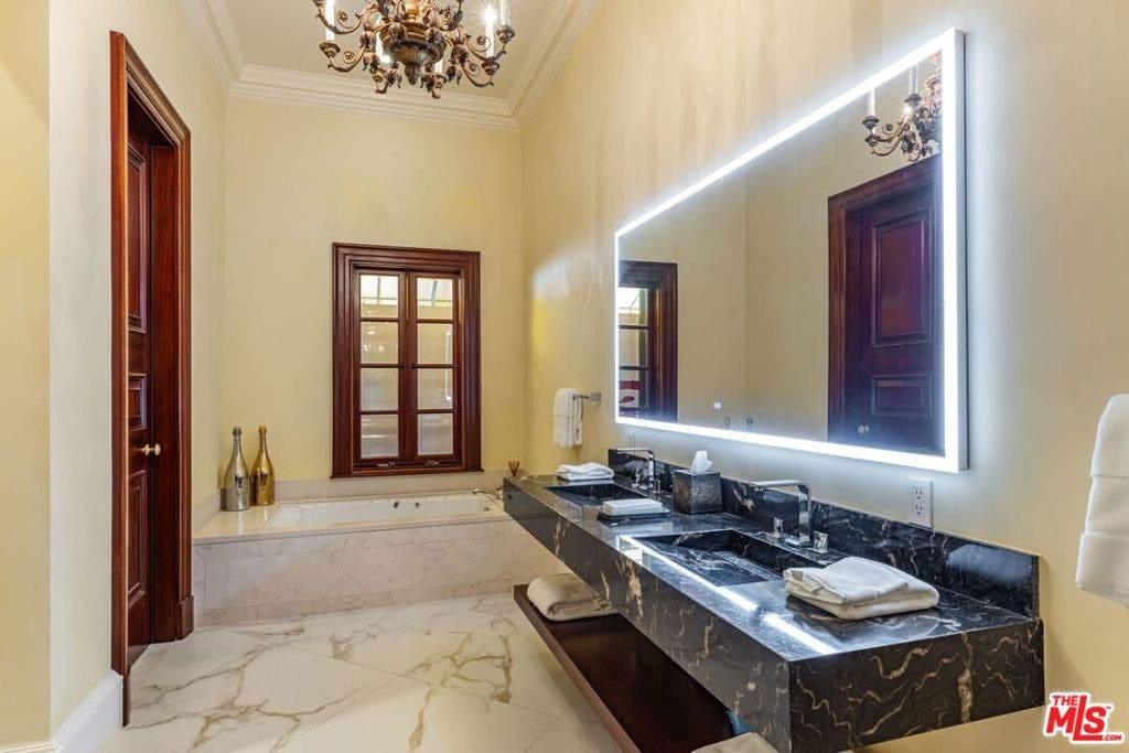 77 Beverly Park Lane, Beverly Hills, CA 90210 77 Beverly Park Lane, Beverly Hills, CA 90210