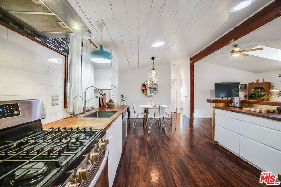 Property photo for 1165 Cherokee, Topanga, CA