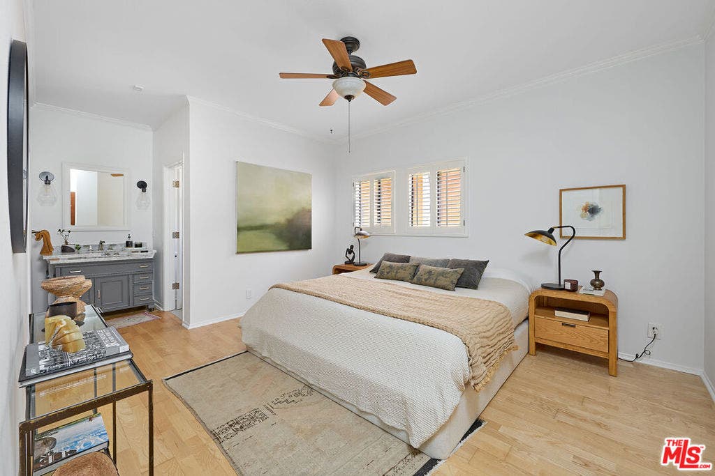 828 N Hudson Avenue, #214, Los Angeles, CA 90038