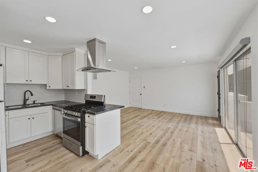 Property photo for 929 N Stanley Avenue, #3, West Hollywood, CA