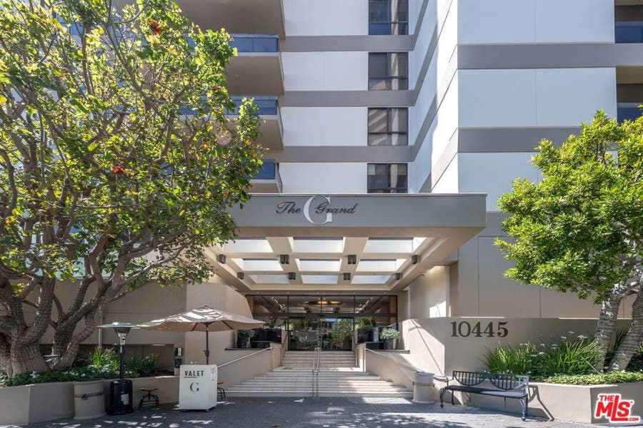 Property photo for 10445 Wilshire Boulevard, #406, Los Angeles, CA