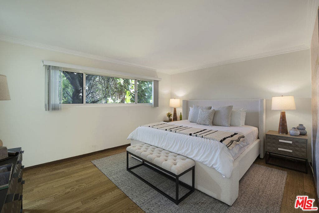 525 N Sycamore Avenue, #306, Los Angeles, CA 90036 525 N Sycamore Avenue, #306, Los Angeles, CA 90036