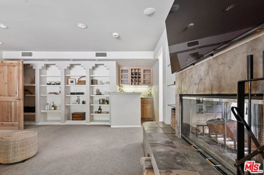 4734 Louise Avenue, Encino, CA 91316 4734 Louise Avenue, Encino, CA 91316