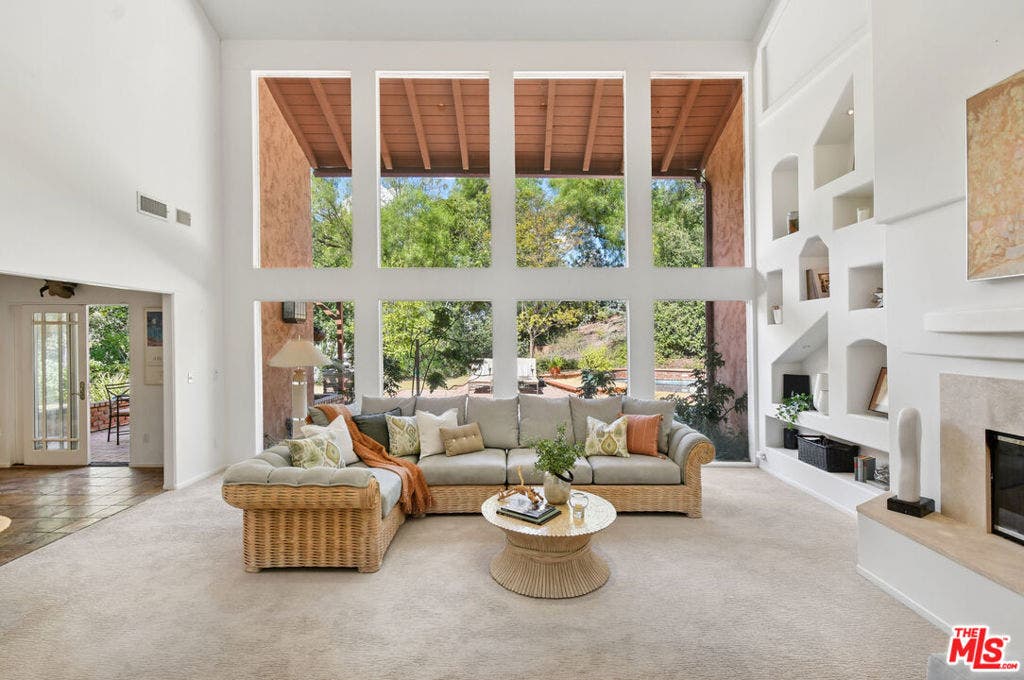 4734 Louise Avenue, Encino, CA 91316 4734 Louise Avenue, Encino, CA 91316