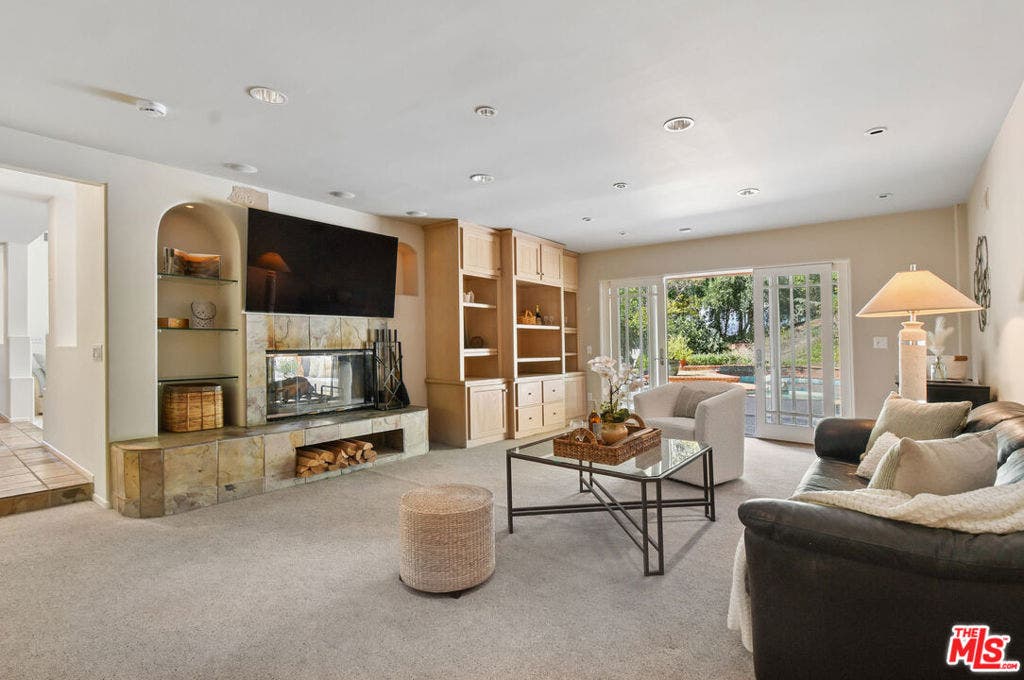 4734 Louise Avenue, Encino, CA 91316 4734 Louise Avenue, Encino, CA 91316