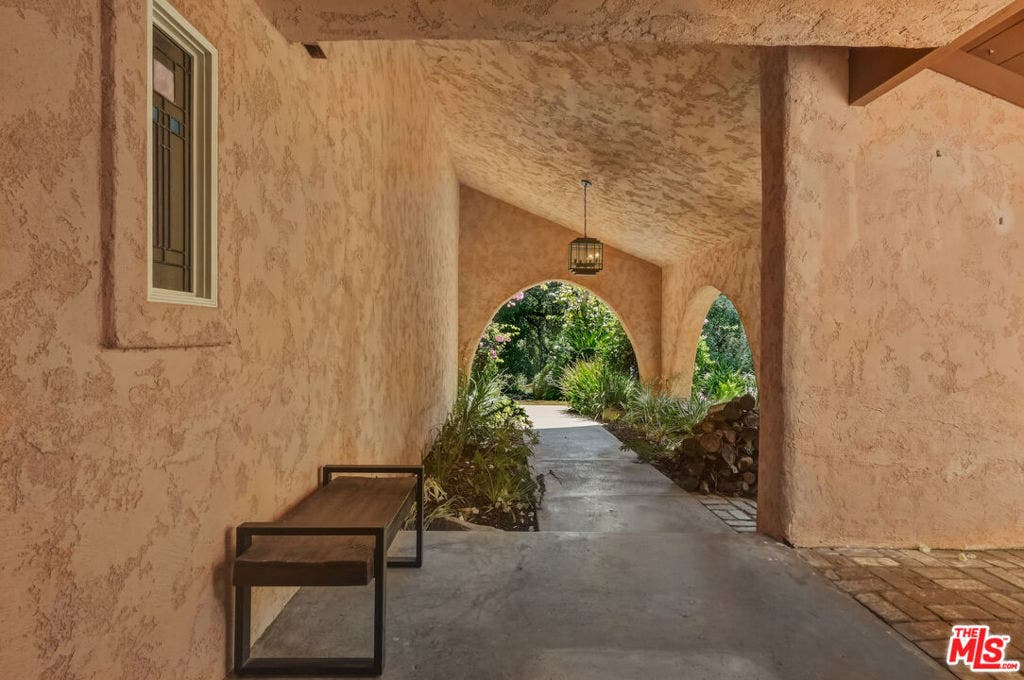 4734 Louise Avenue, Encino, CA 91316 4734 Louise Avenue, Encino, CA 91316