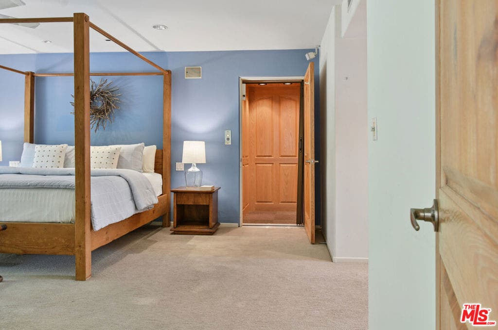 4734 Louise Avenue, Encino, CA 91316 4734 Louise Avenue, Encino, CA 91316