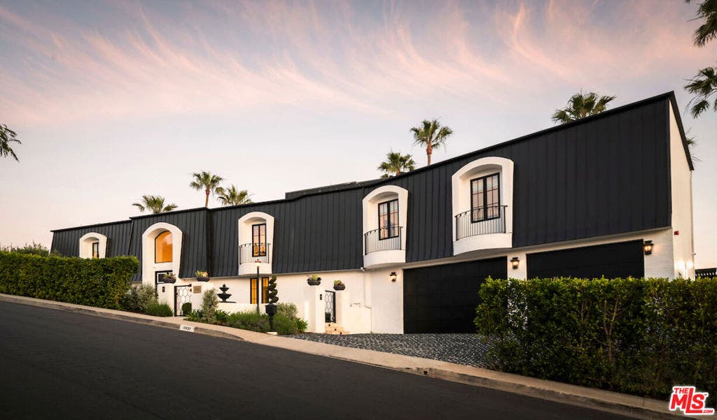 10932 Savona Road, Los Angeles, CA 90077