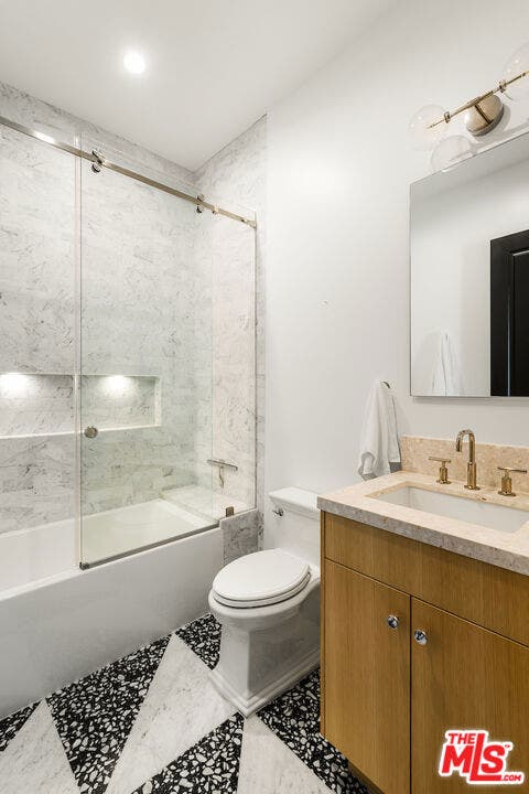 10932 Savona Road, Los Angeles, CA 90077