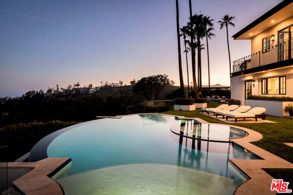 10932 Savona Road, Los Angeles, CA 90077