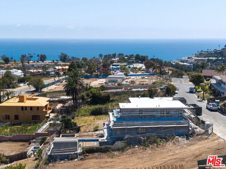 636 Lachman Lane, Pacific Palisades, CA 90272