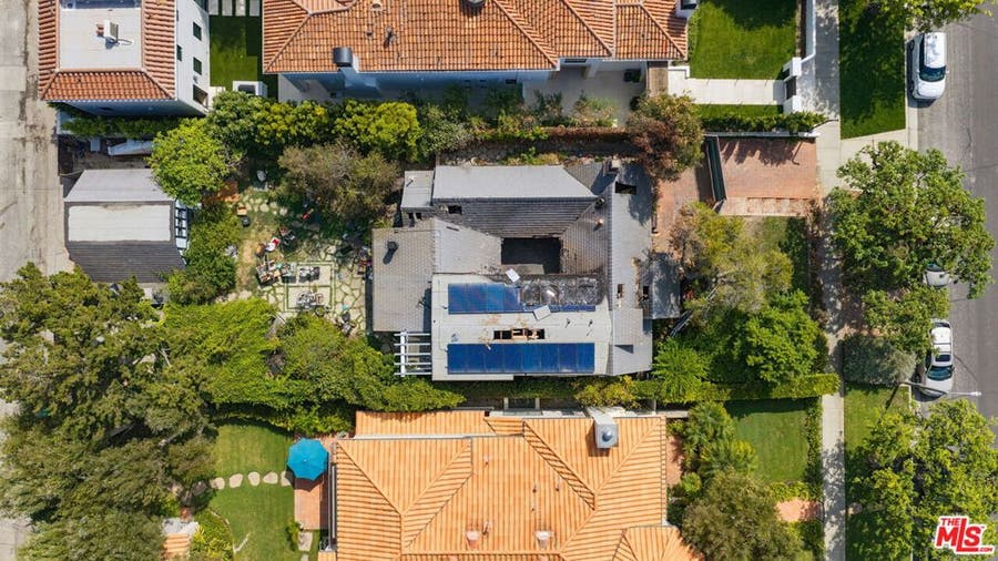 Property photo for 533 Lincoln Boulevard, Santa Monica, CA