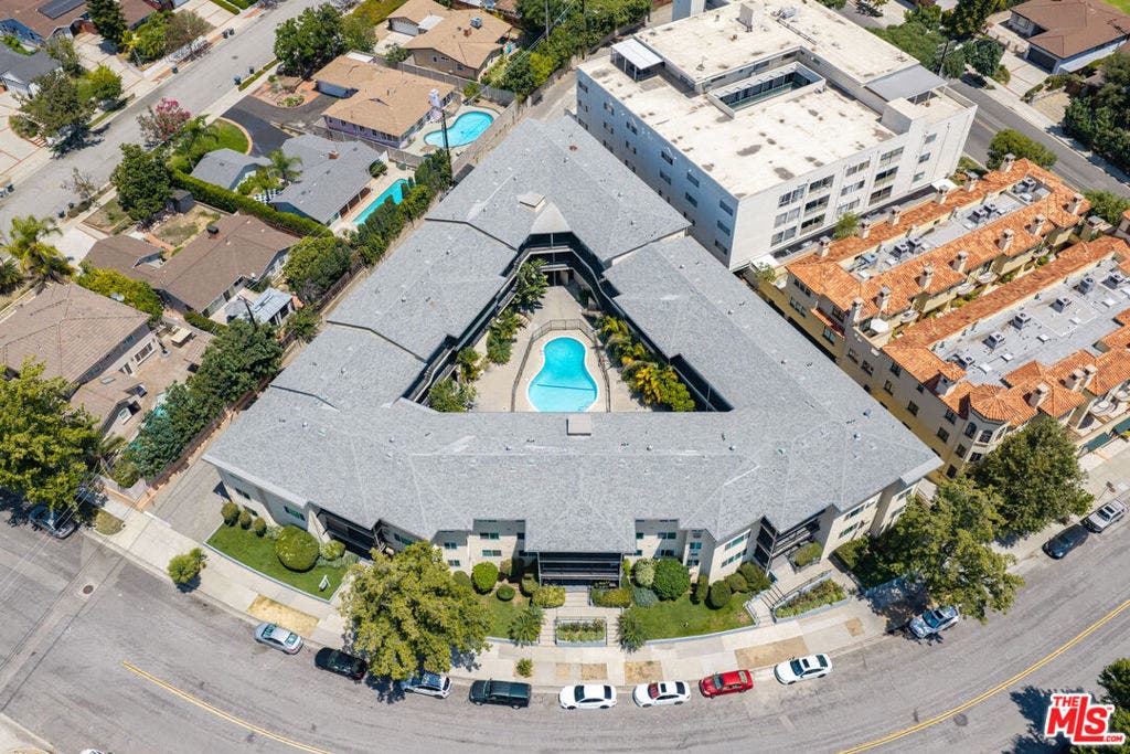 990 Valley View Avenue, Pasadena, CA 91107