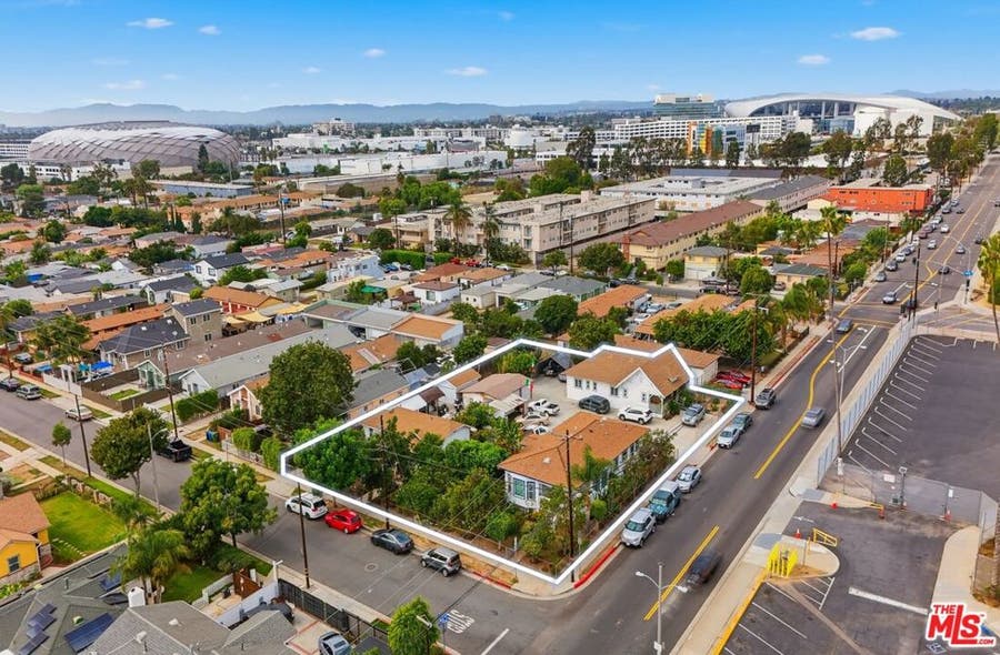 Property photo for 10419 Yukon Avenue, Inglewood, CA
