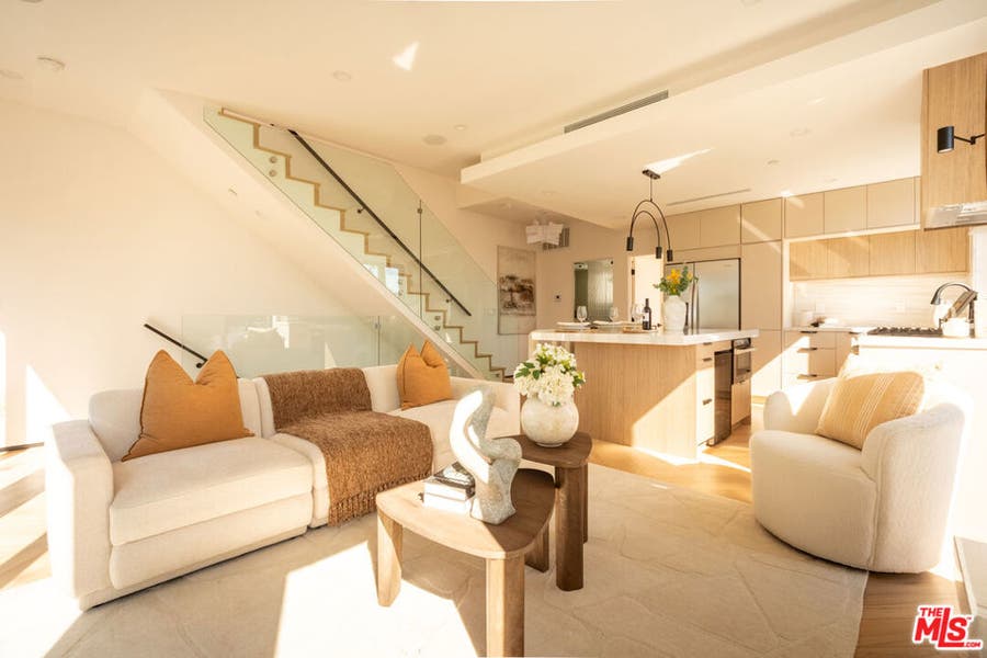 Property photo for 839 Waterloo Street, Los Angeles, CA