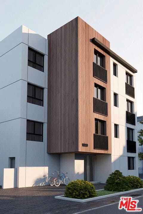 Property photo for 1020 Ardmore Avenue, Los Angeles, CA