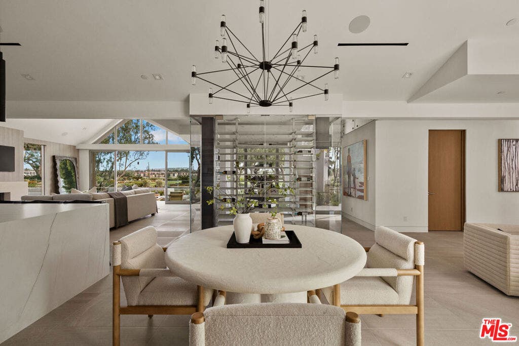 1399 Galaxy Drive, Newport Beach, CA 92660 1399 Galaxy Drive, Newport Beach, CA 92660