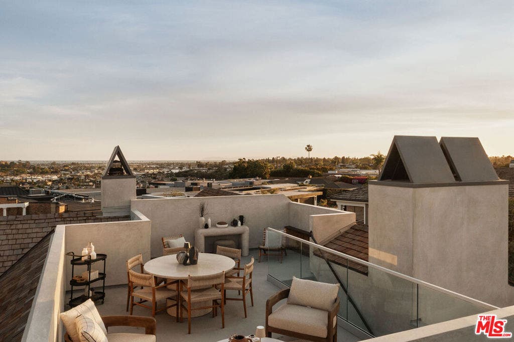 1399 Galaxy Drive, Newport Beach, CA 92660 1399 Galaxy Drive, Newport Beach, CA 92660