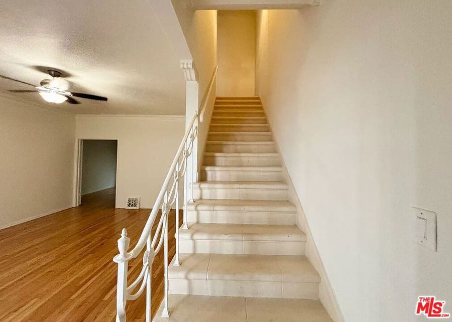Property photo for 128 S Palm Drive, Beverly Hills, CA