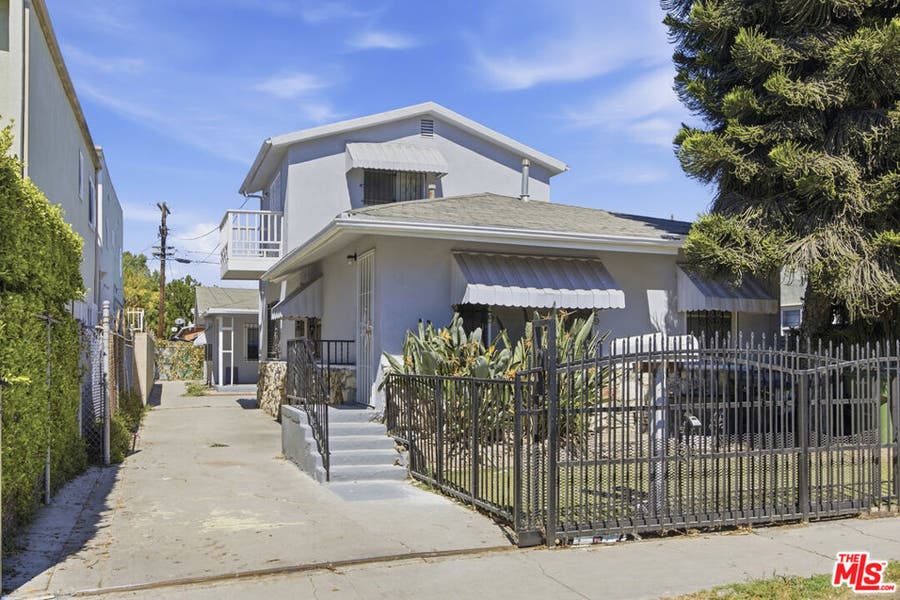 Property photo for 113 E 95th Street, Los Angeles, CA