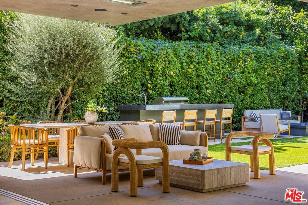 1845 Coldwater Canyon Drive, Beverly Hills, CA 90210 1845 Coldwater Canyon Drive, Beverly Hills, CA 90210