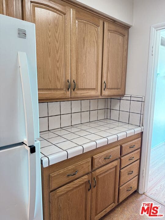 10517 Vail Drive, Sunland, CA 91040 10517 Vail Drive, Sunland, CA 91040