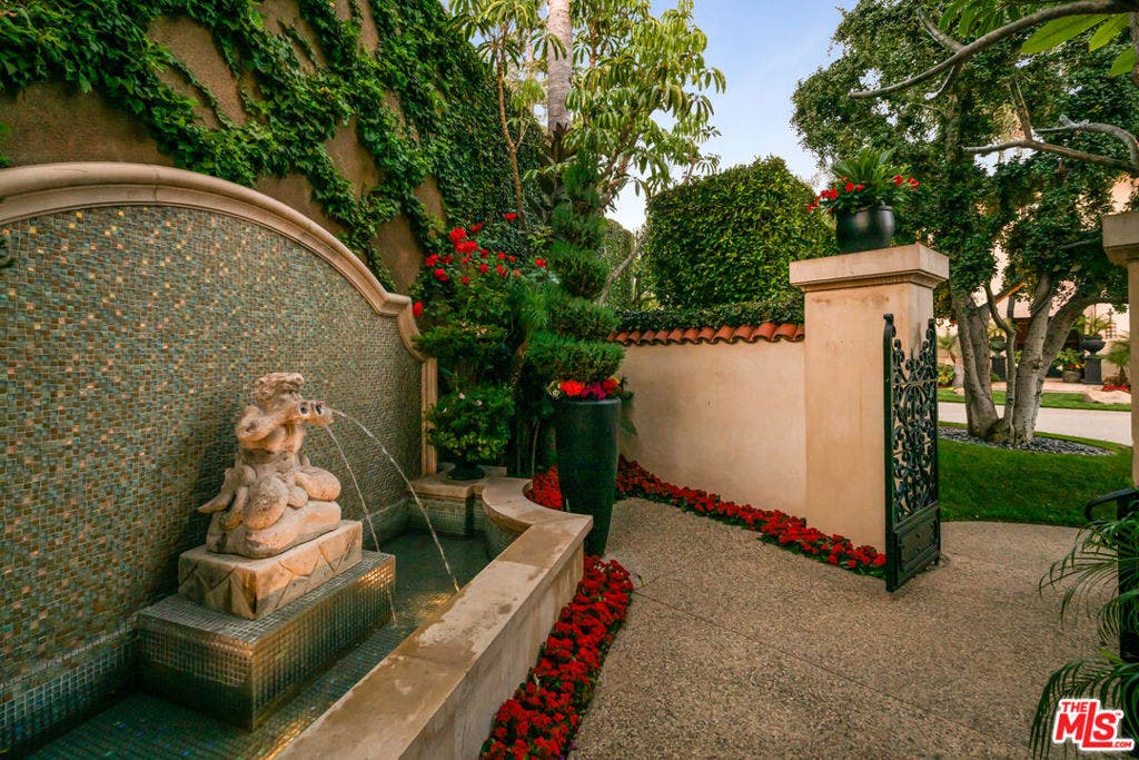 1407 Davies Drive, Beverly Hills, CA 90210