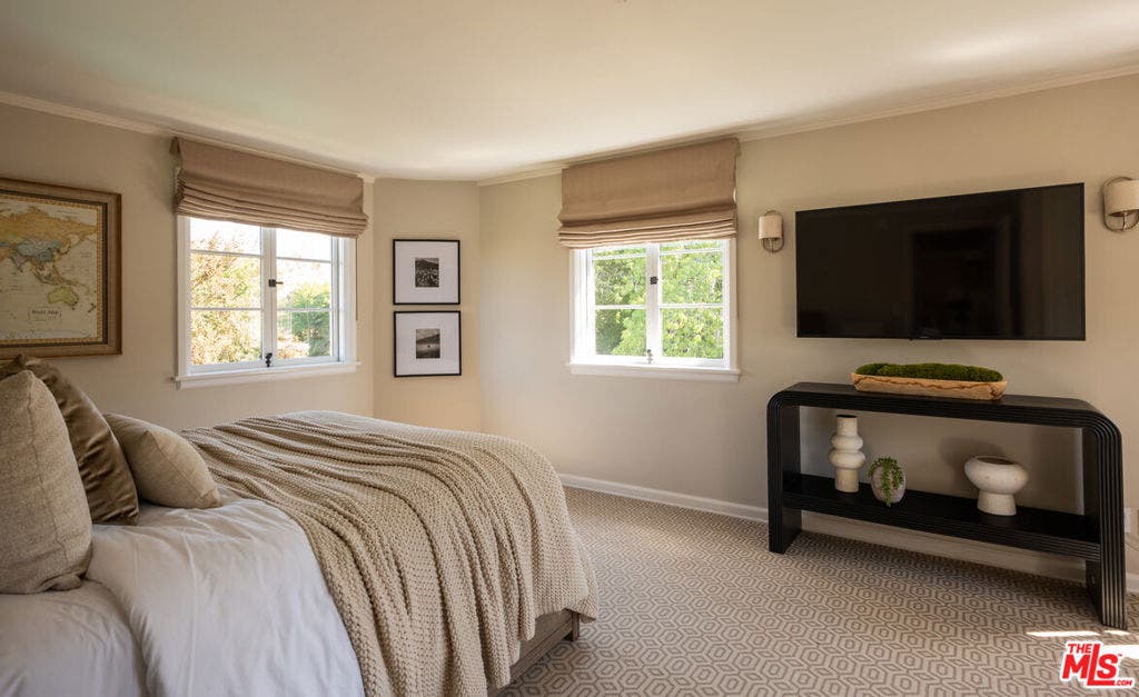 626 S Hudson Avenue, Los Angeles, CA 90005 626 S Hudson Avenue, Los Angeles, CA 90005