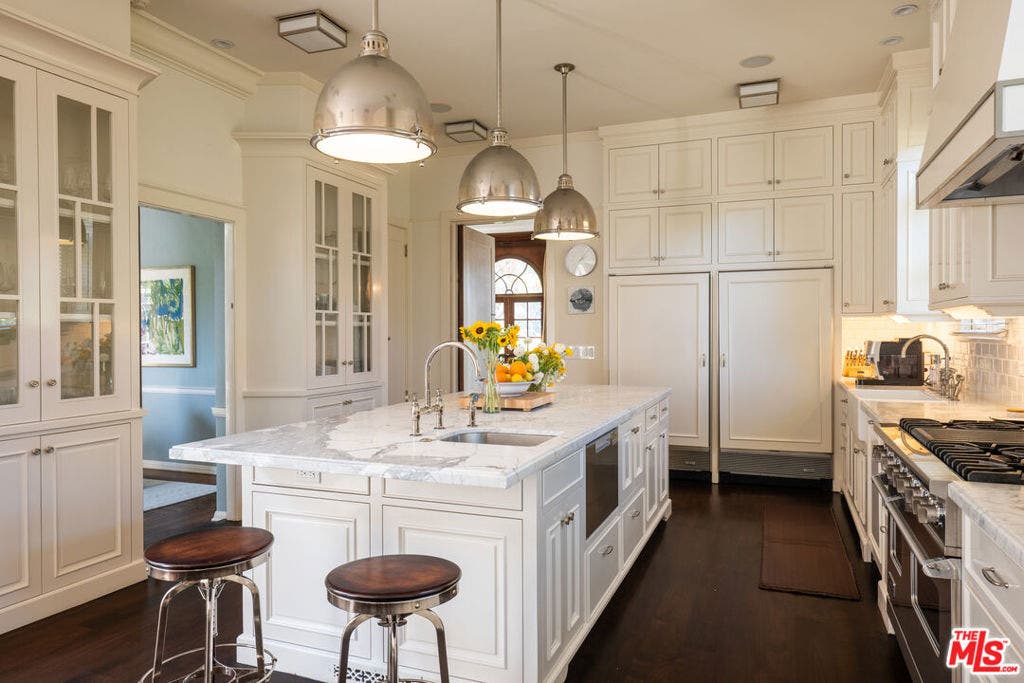 626 S Hudson Avenue, Los Angeles, CA 90005 626 S Hudson Avenue, Los Angeles, CA 90005