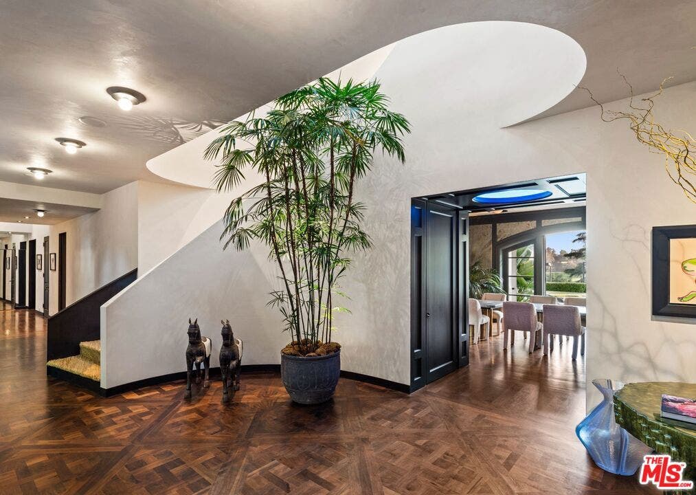 9966 Sunset Boulevard, Beverly Hills, CA 90210 9966 Sunset Boulevard, Beverly Hills, CA 90210