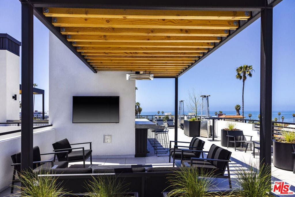 214 S Kalorama Street, Ventura, CA 93001