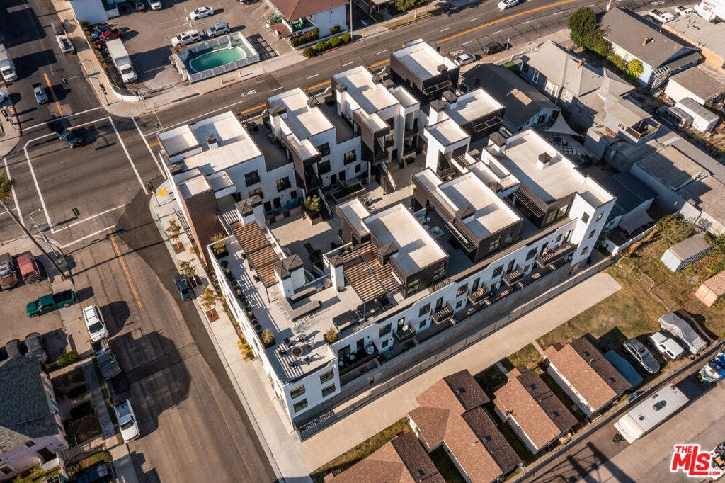 214 S Kalorama Street, Ventura, CA 93001