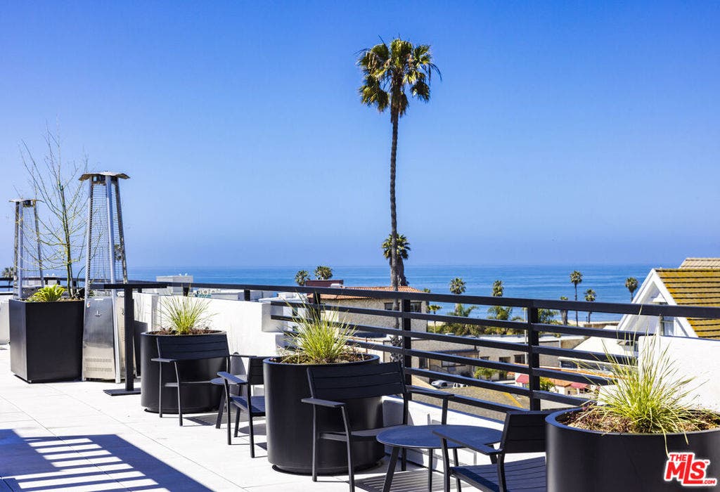 214 S Kalorama Street, Ventura, CA 93001